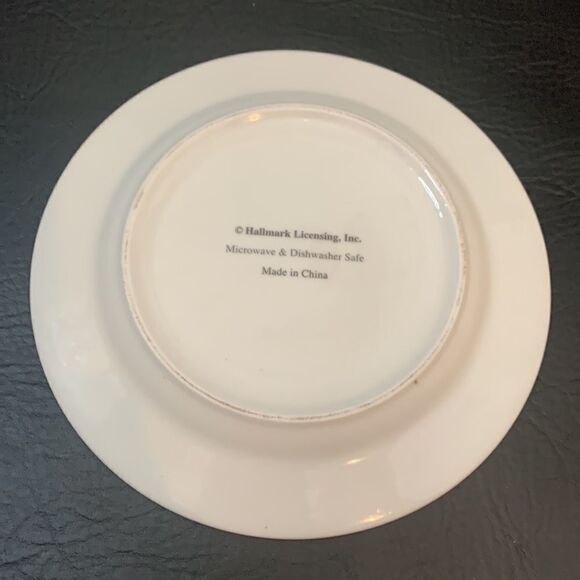 Hallmark Poinsettia Green Red Christmas Holiday 7 1/2 Inch Salad Dessert Plate - Picture 4 of 6